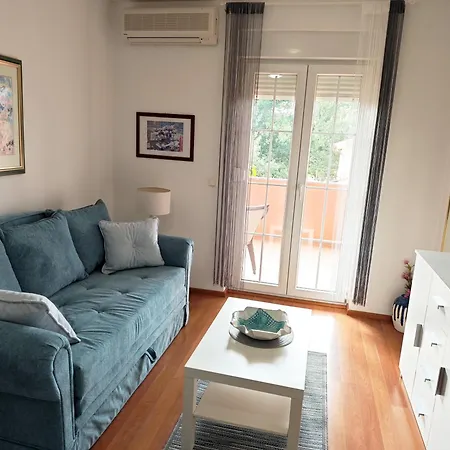 Tessa 63 Apartment *