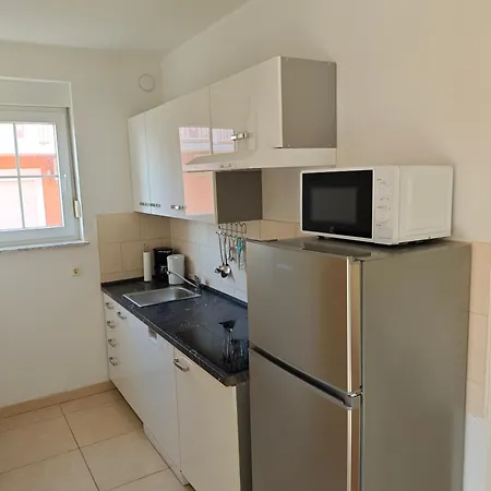 Apartment Tessa 63 *